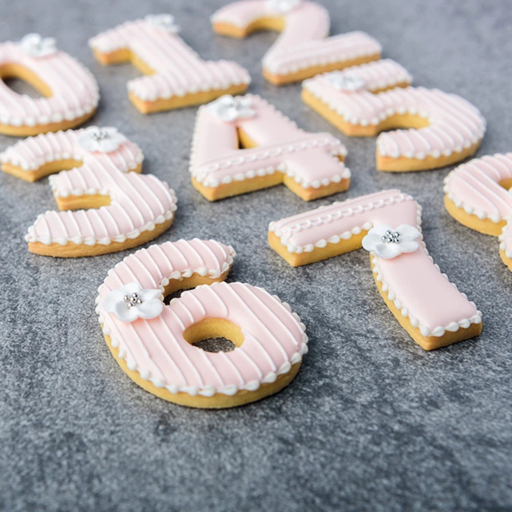 Tagliabiscotti Grandi Numeri,  - Kitchen Baking Cookies recensione e prezzo