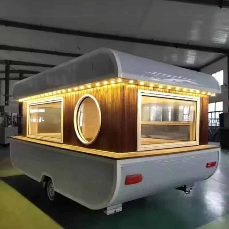 Bellissimo Food Truck con Cuci - Kitchen Bakery recensione e prezzo